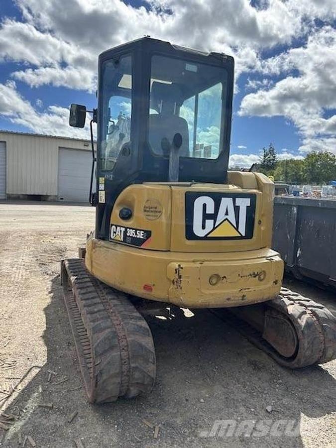 CAT 305.5 E2 Polovni specijalni bageri