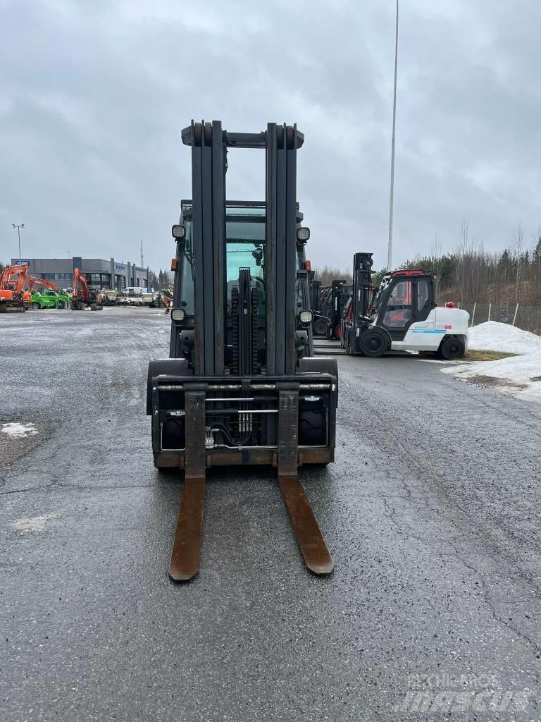 Nissan WG1F4A50Y Dizelski viljuškari
