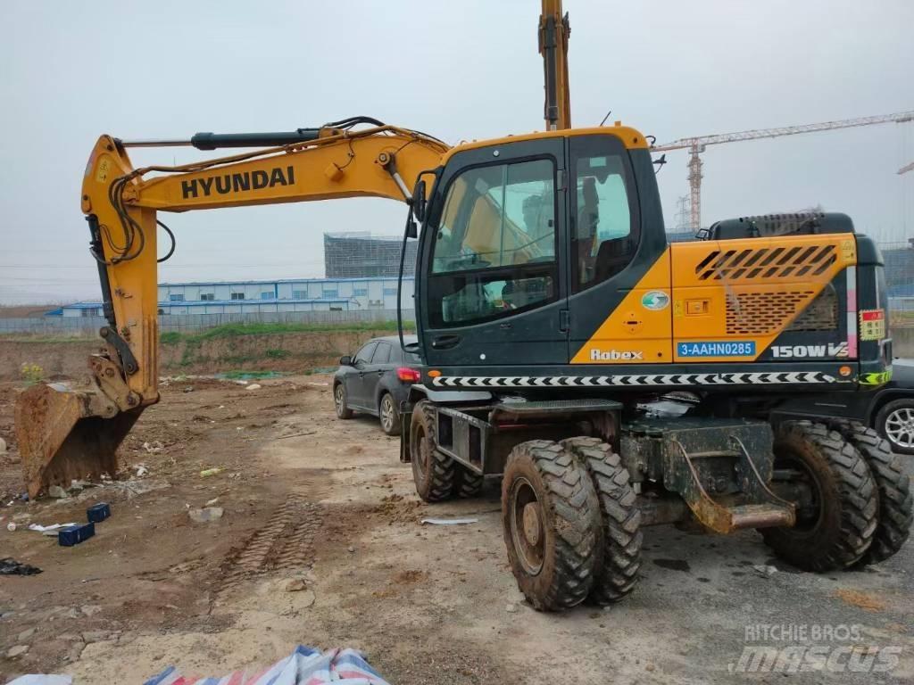 Hyundai 210W Bageri točkaši