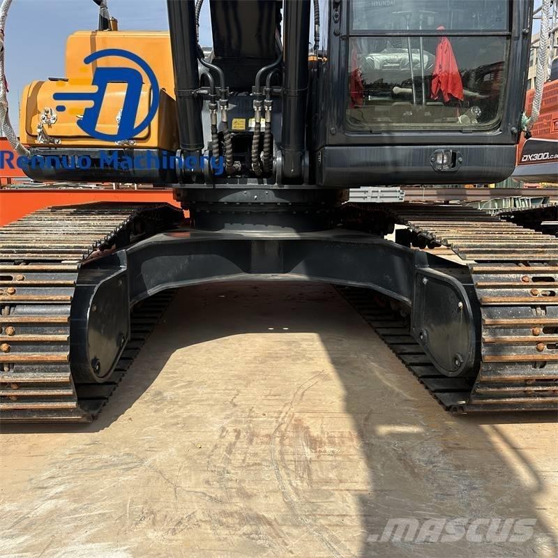 Hyundai 215-9S Bageri guseničari