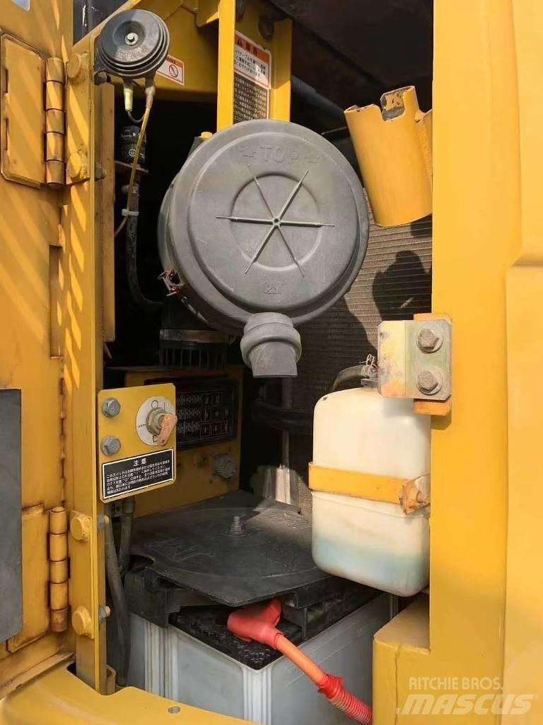 CAT 313 C Bageri guseničari