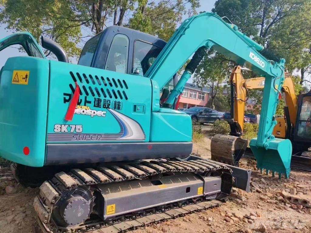 Kobelco SK 75 Midi bageri 7t – 12t