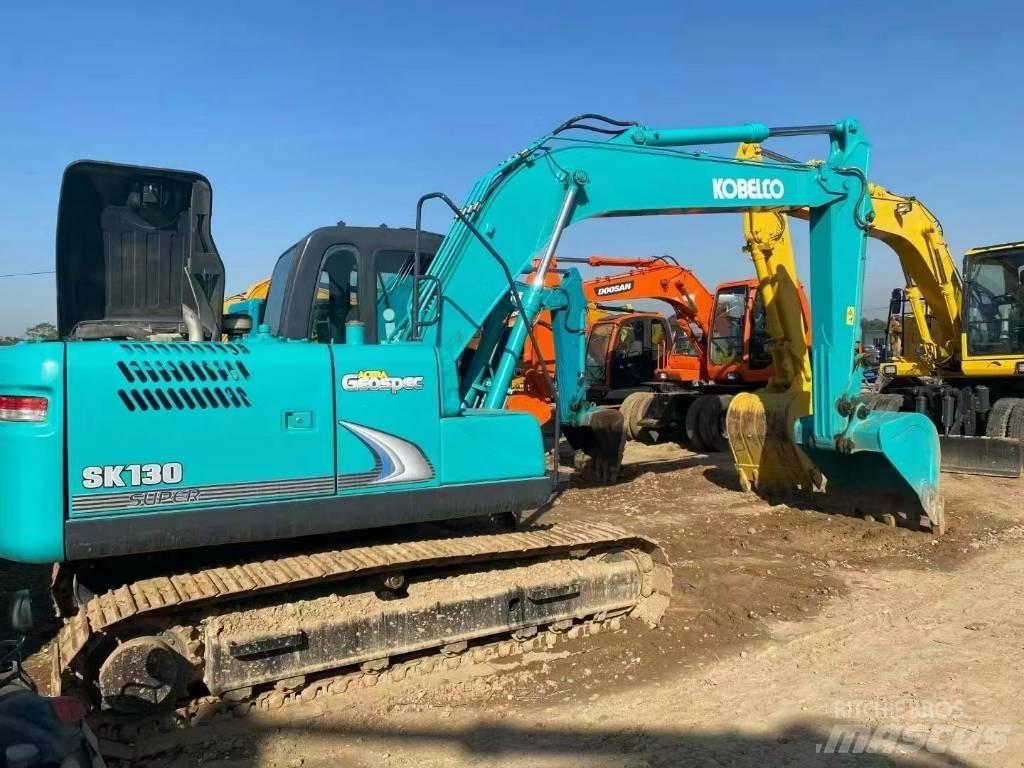 Kobelco SK 130 Bageri guseničari