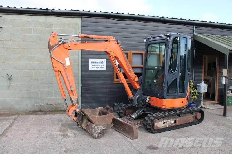 Hitachi ZX 30 U Mini bageri < 7t