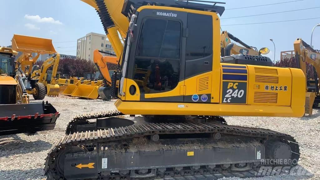 Komatsu PC 240 Bageri guseničari