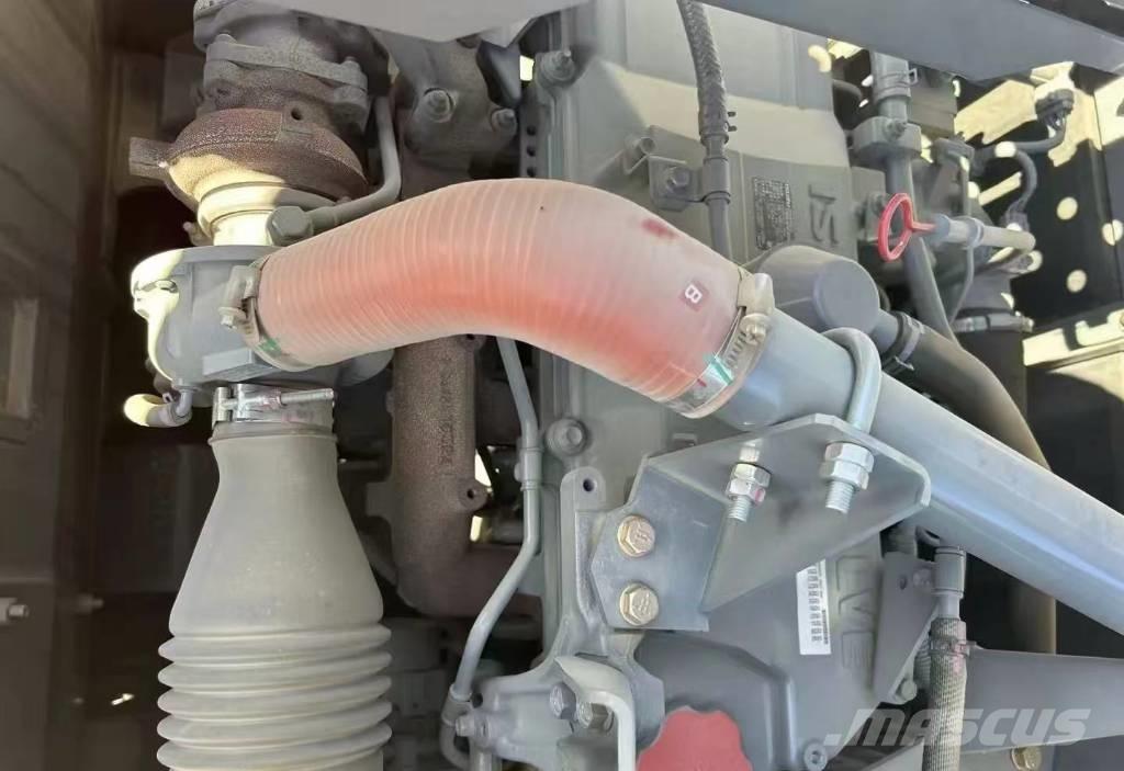 Hitachi 250 Bageri guseničari