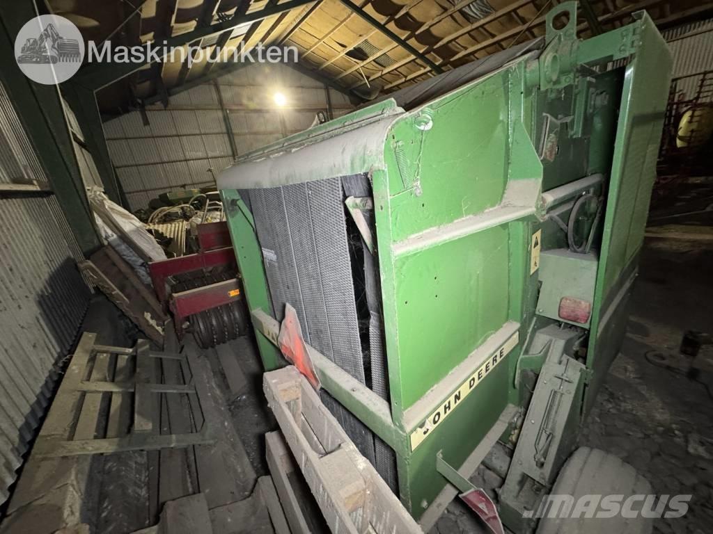 John Deere 545 Prese/balirke za rolo bale
