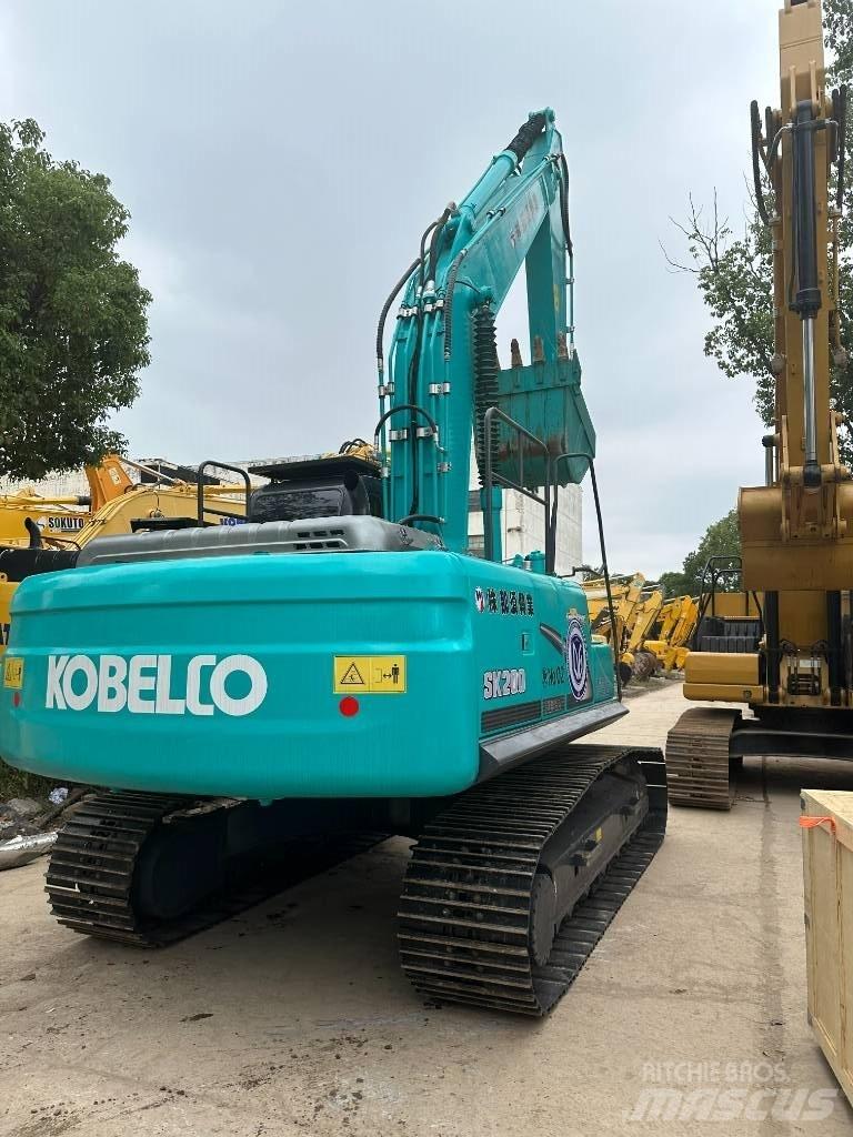 Kobelco SK 200 Bageri guseničari