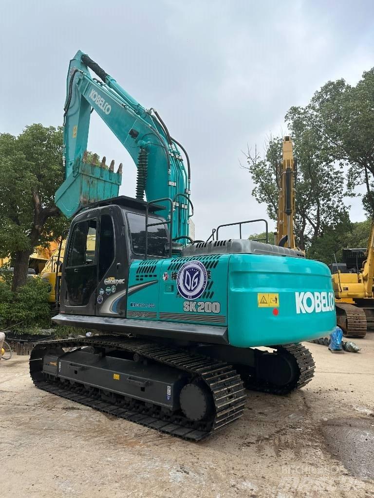 Kobelco SK 200 Bageri guseničari