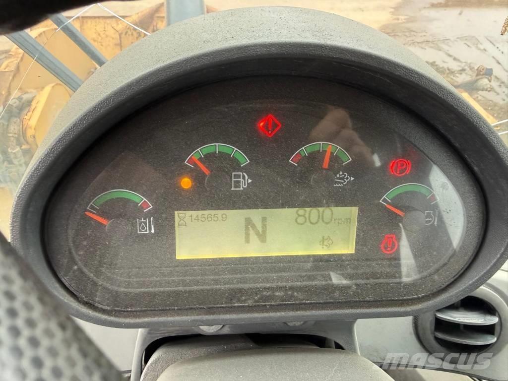 CAT 938 M Utovarivači na točkove