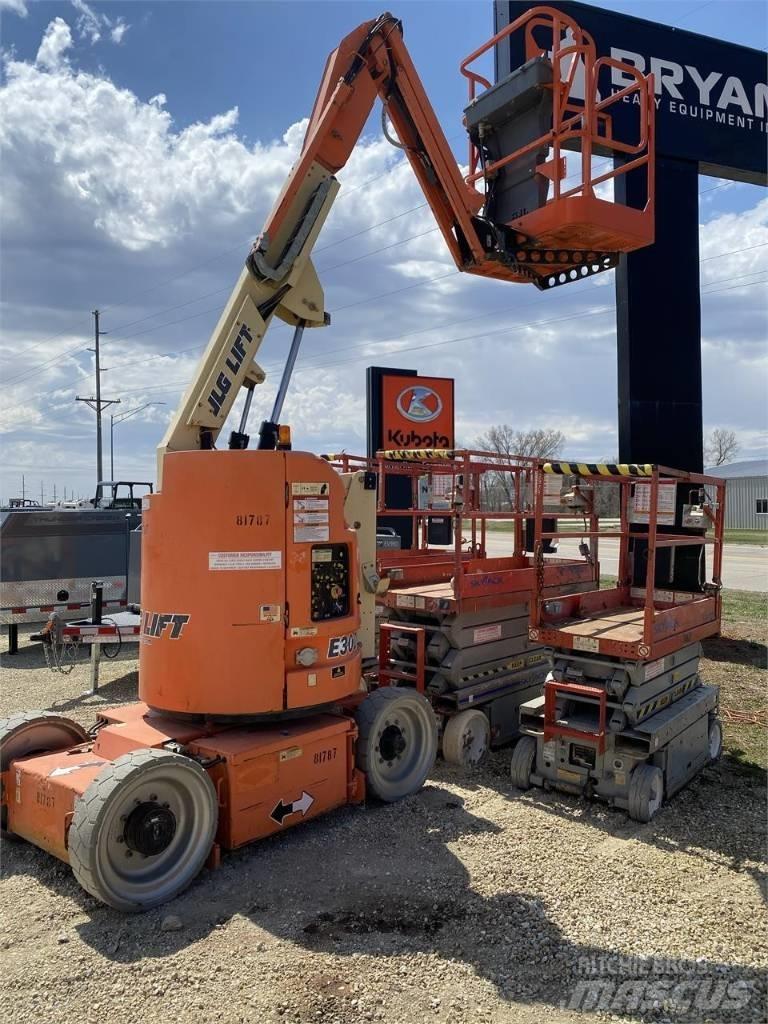 JLG E300AJP Zglobne podizne platforme