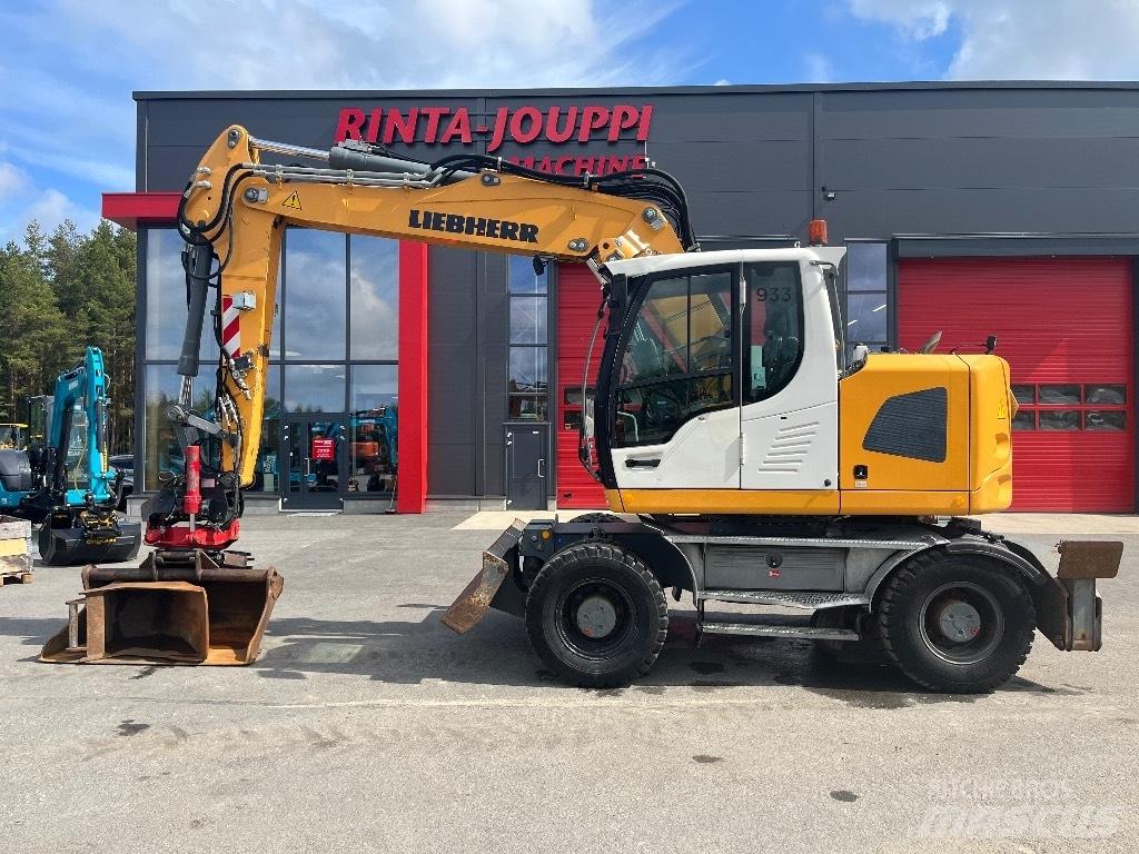 Liebherr A 918 Comp Bageri točkaši