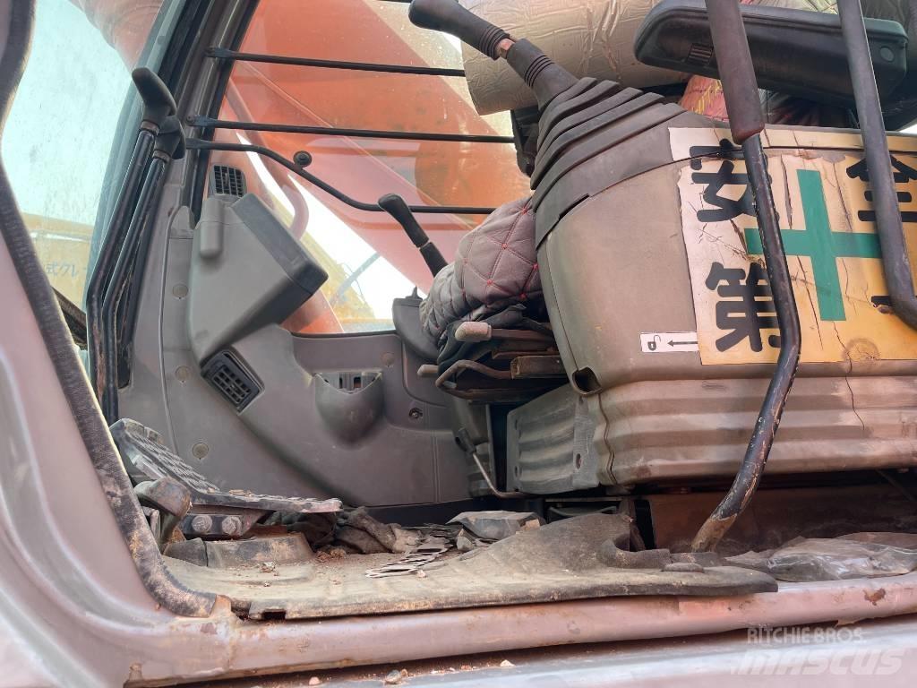 Hitachi ZX 270 Bageri guseničari