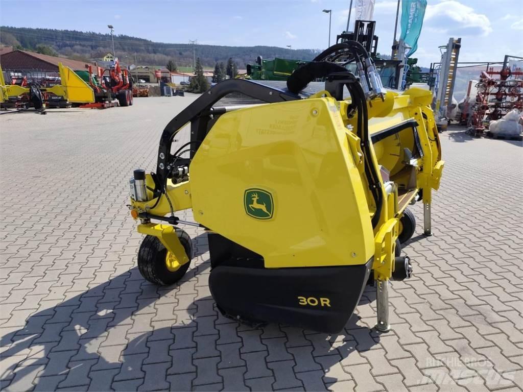 John Deere 9700i Mašine za stočnu hranu sa sopstvenim pogonom