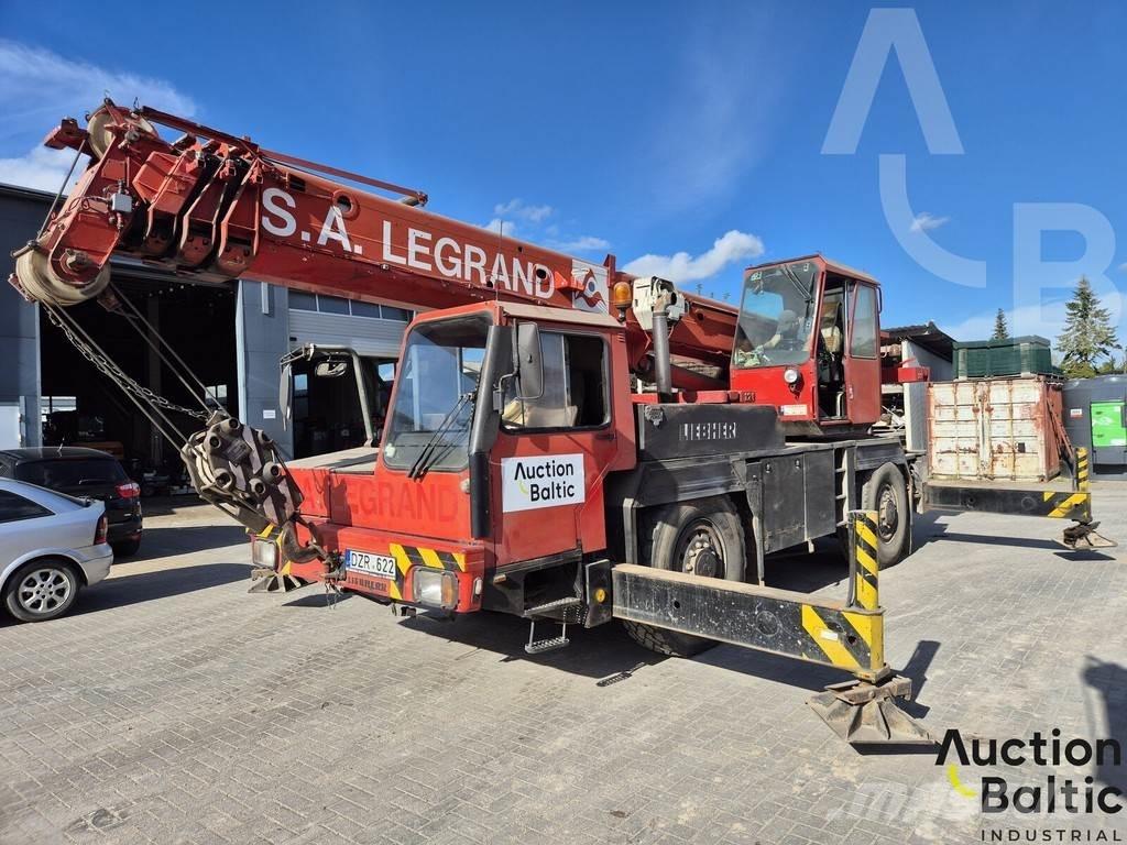 Liebherr UTM 526 Kamioni sa kranom