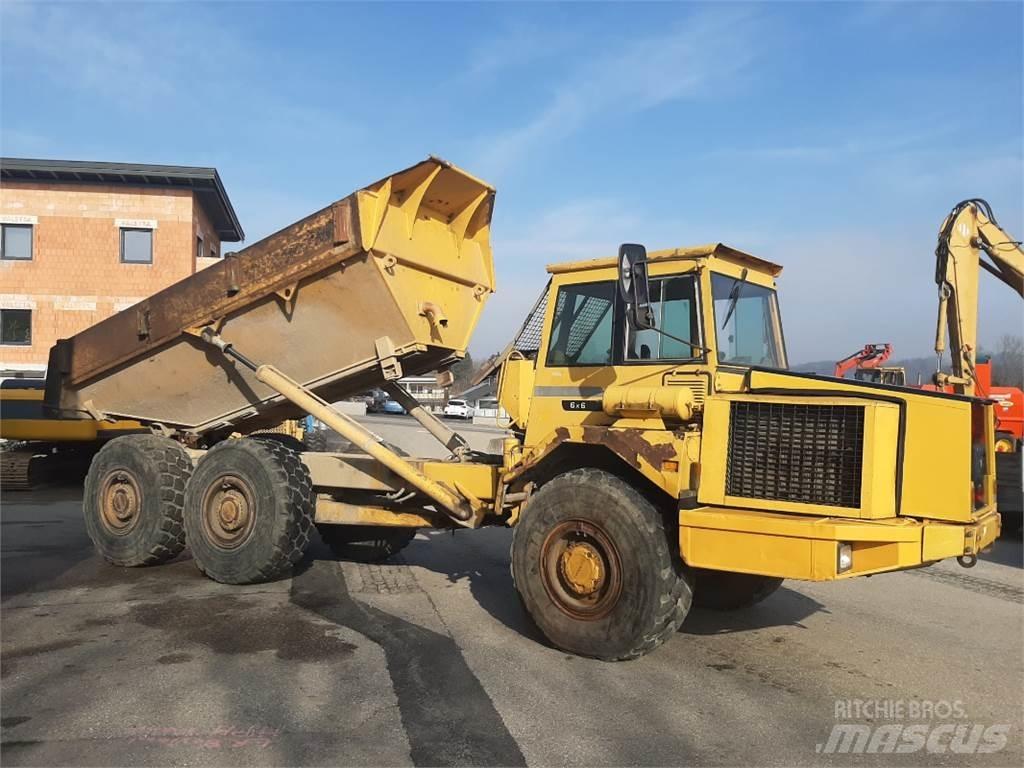 Volvo A25B 6x6 Zglobni damperi