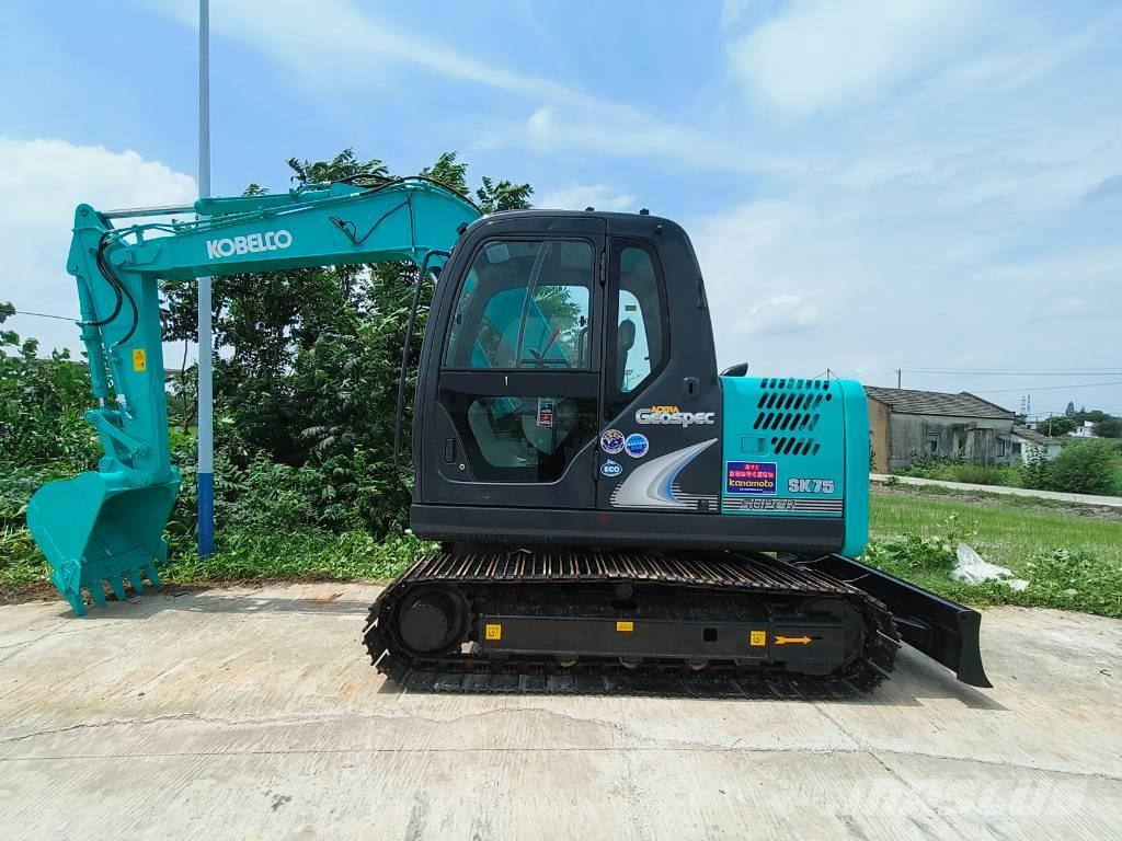 Kobelco SK 75 Bageri guseničari