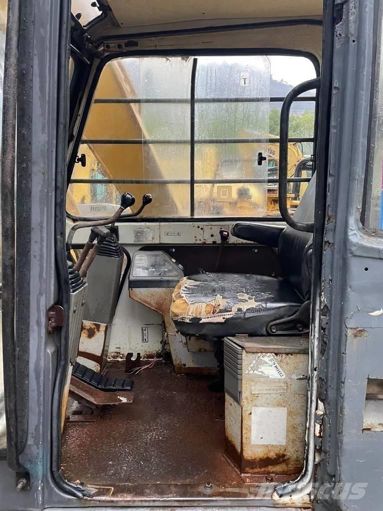 Sumitomo S160 Bageri guseničari