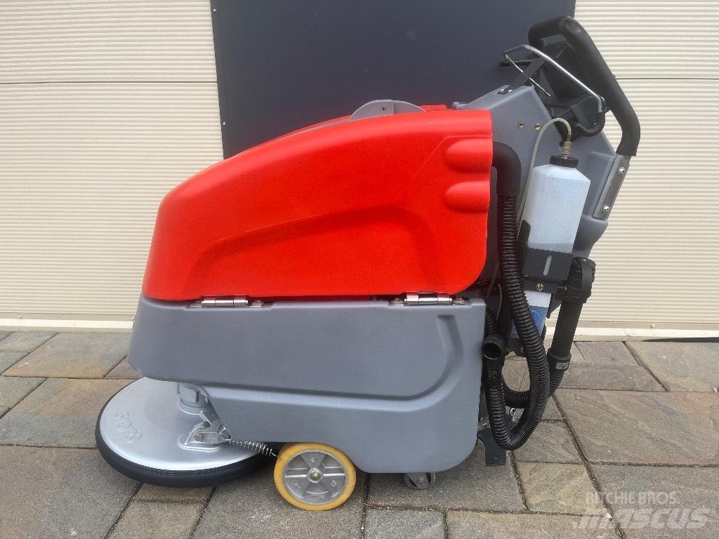 Hako B45 CL Mašine za čiščenje i ribanje podova