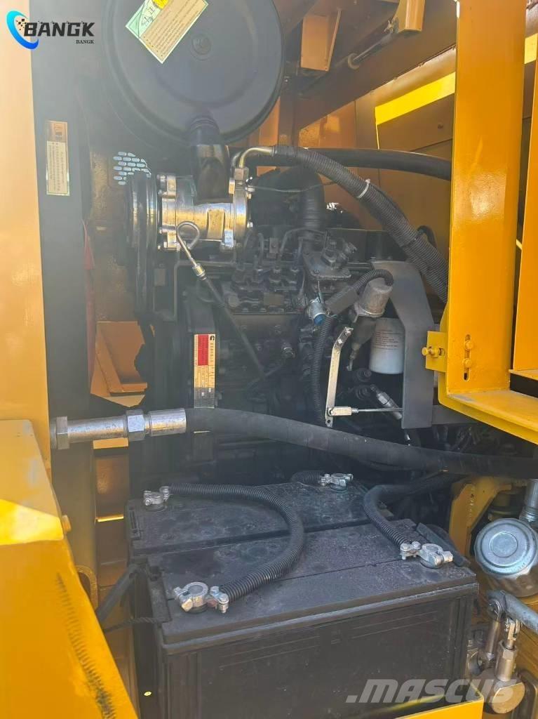 XCMG XD80E Valjci sa duplim bubnjem