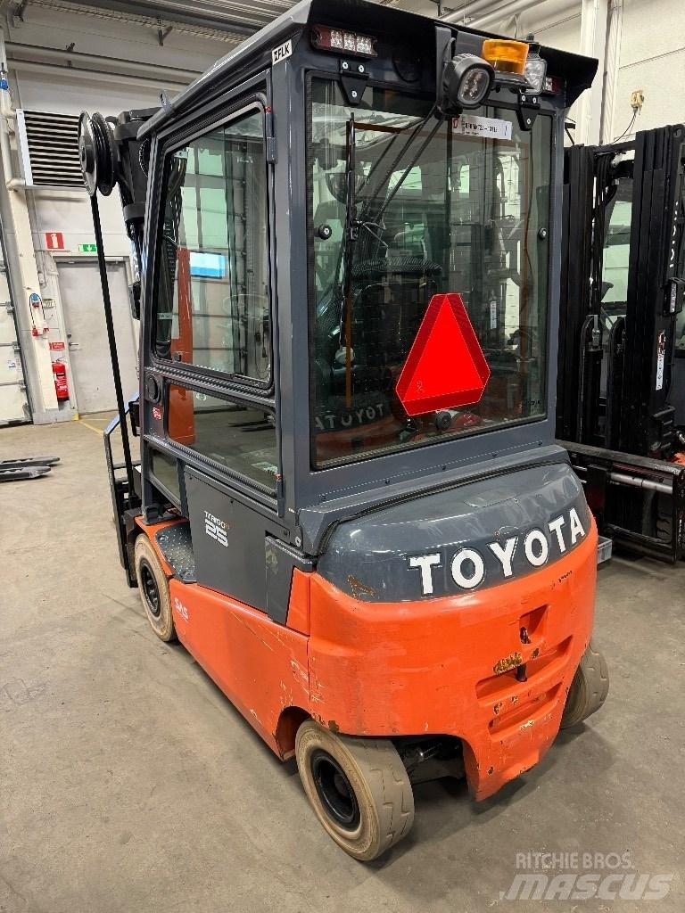 Toyota 8FBMKT25 Električni viljuškari