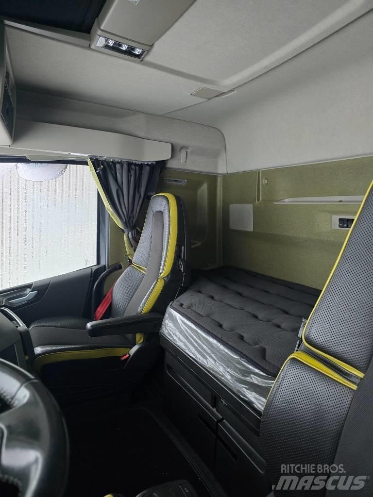 Volvo FH 16 750 Kiperi kamioni