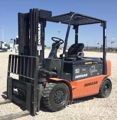 Doosan B40 X-5 Električni viljuškari