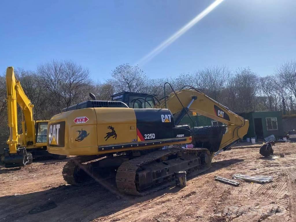 CAT 325 D Bageri guseničari