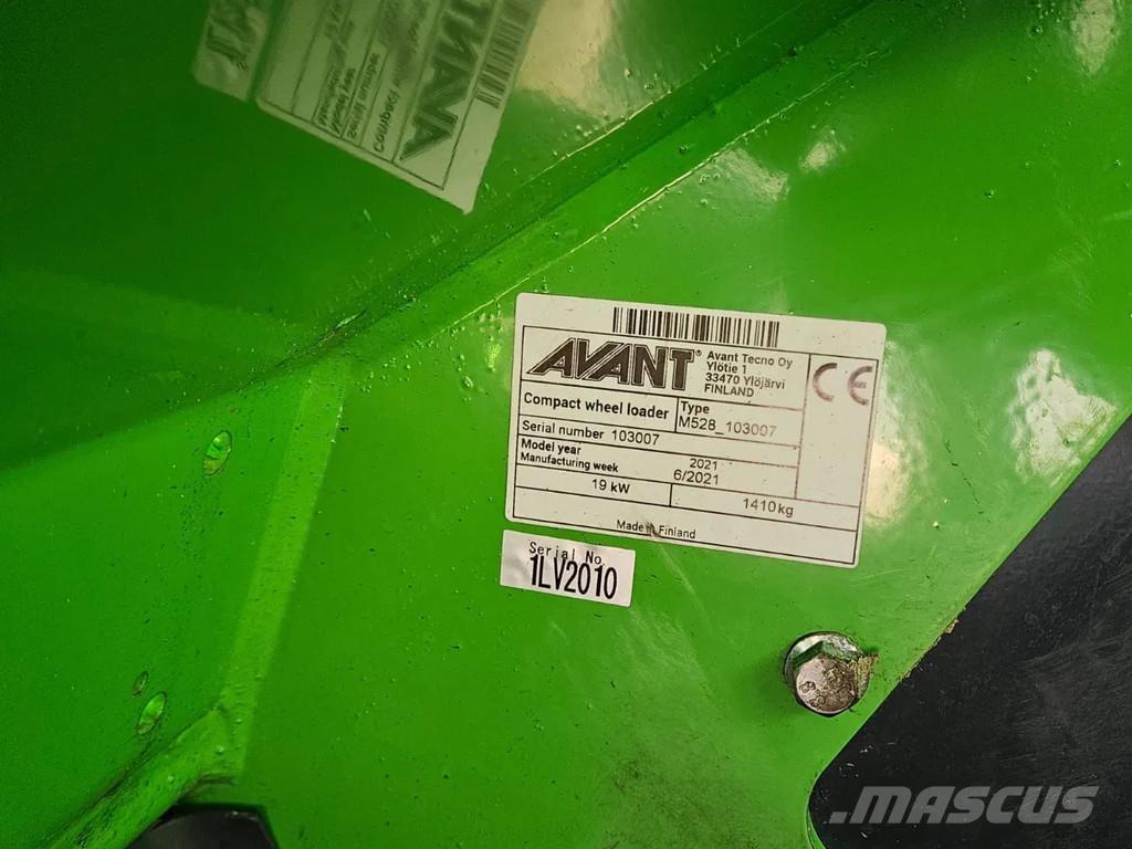 Avant 528 Mini utovarivači