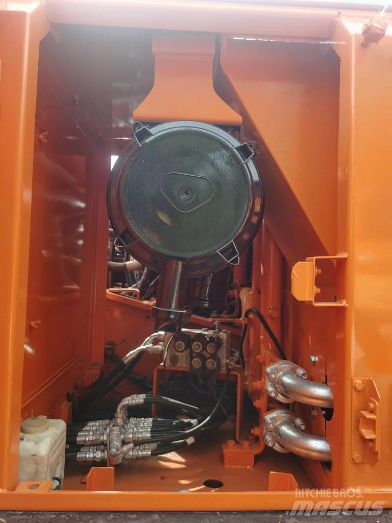 Doosan DX 225 LC-9 Bageri guseničari