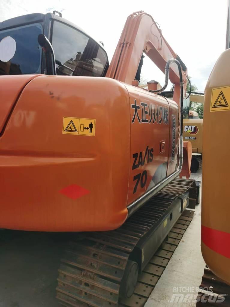 Hitachi ZX 70 Midi bageri 7t – 12t