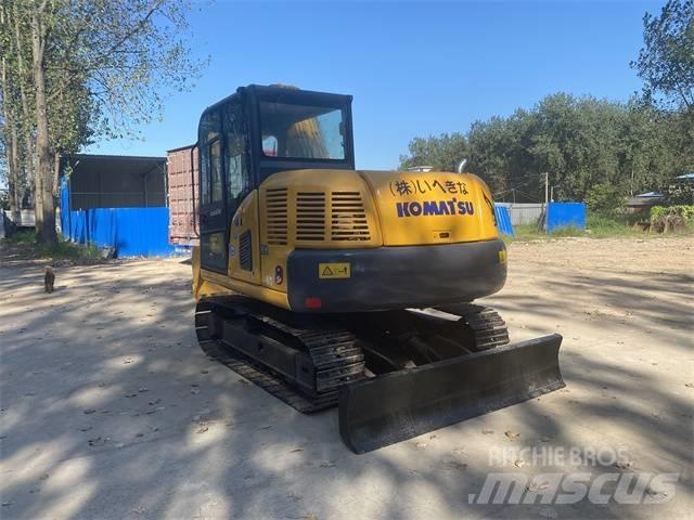Komatsu PC60-8 Bageri guseničari
