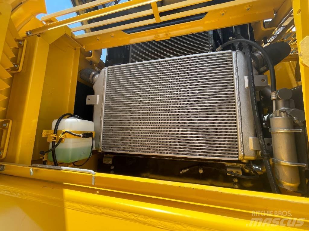 Komatsu PC360 Bageri guseničari