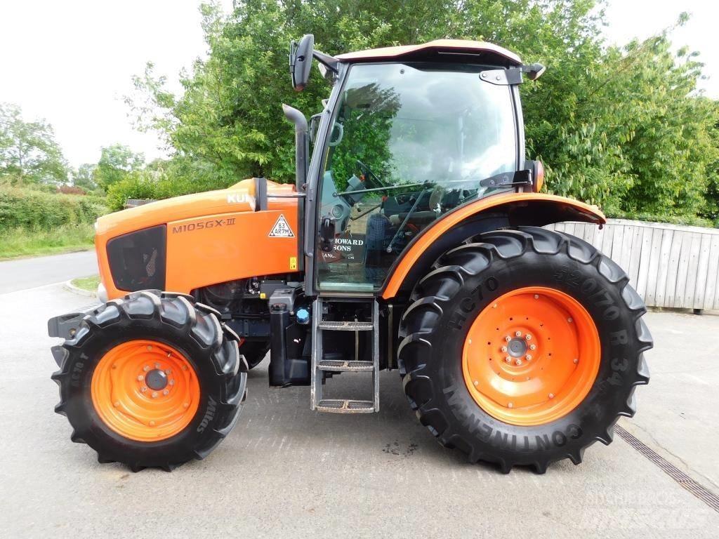 Kubota M105 GX-111 Traktori