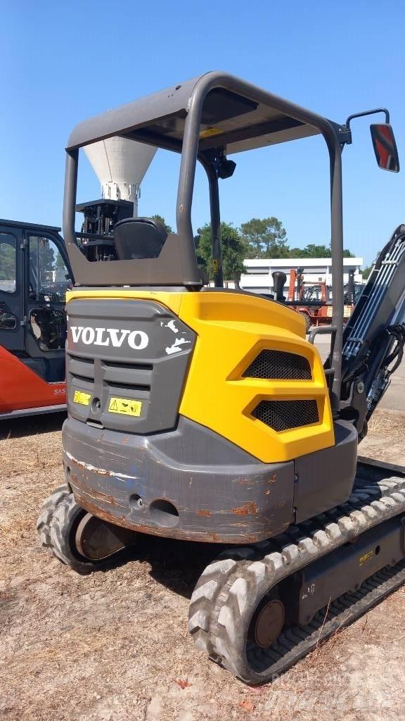 Volvo EC 27 D Mini bageri < 7t