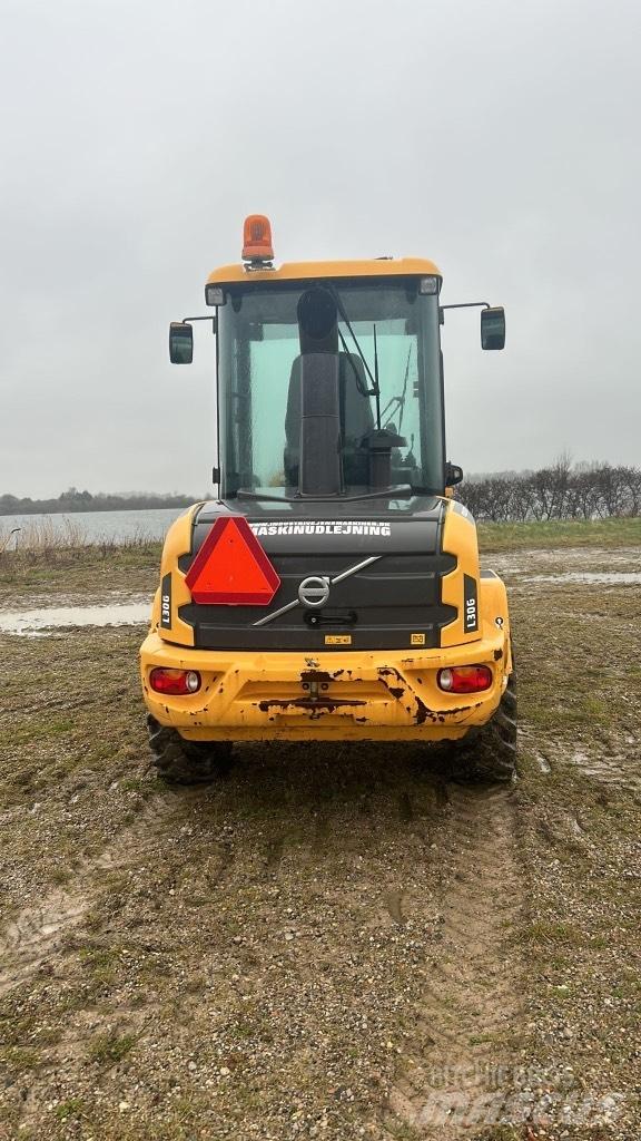 Volvo L 30 G Utovarivači na točkove