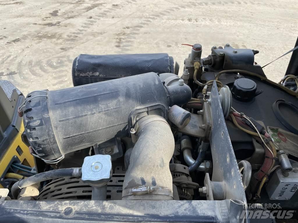 Bomag BW 100 AD-5 Valjci sa duplim bubnjem