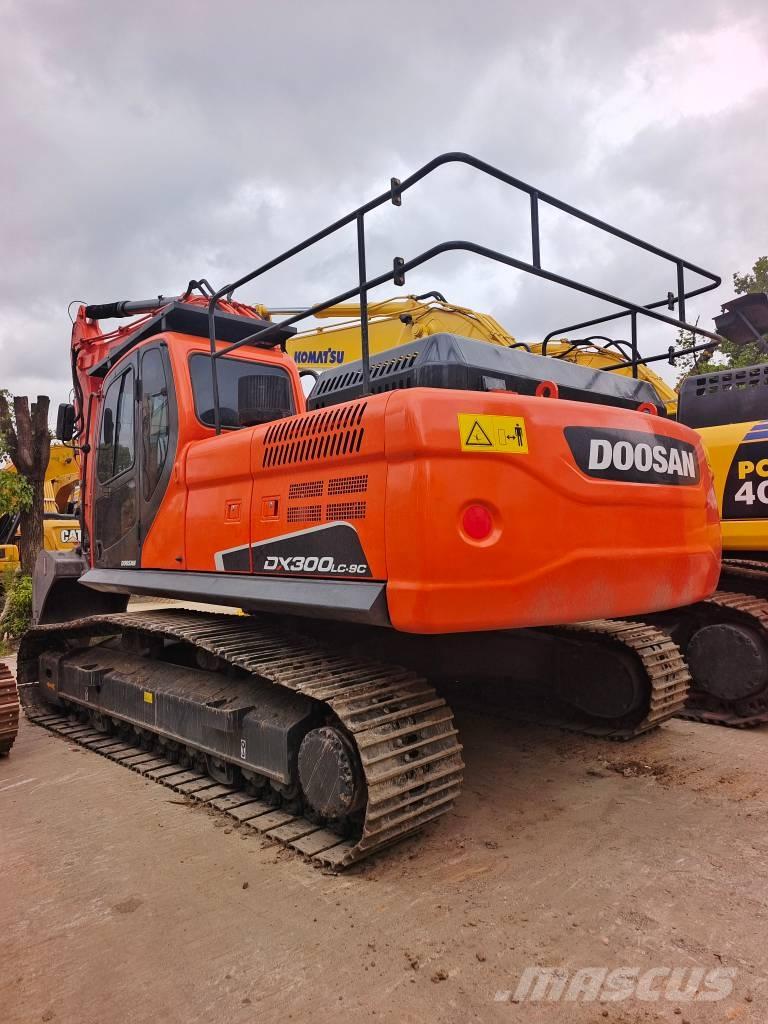 Doosan DX 300LC-9C Bageri guseničari