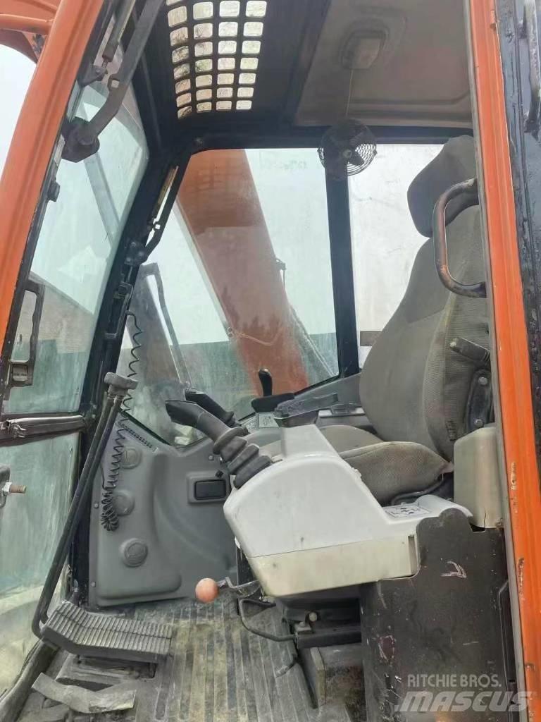 Doosan dx80-9C Bageri guseničari