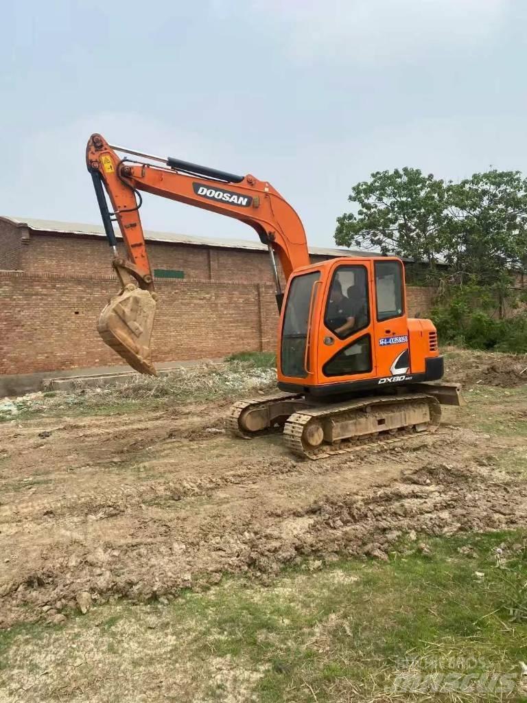 Doosan dx80-9C Bageri guseničari