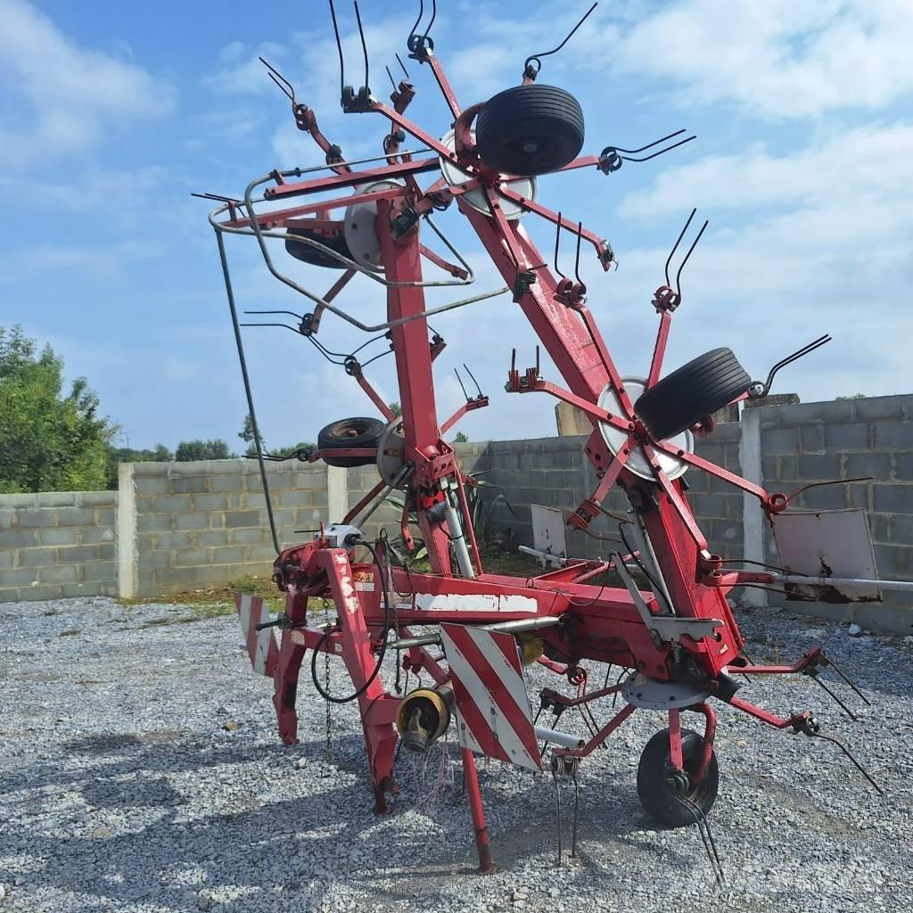 Kverneland Z765 Okretači i sakupljači sena