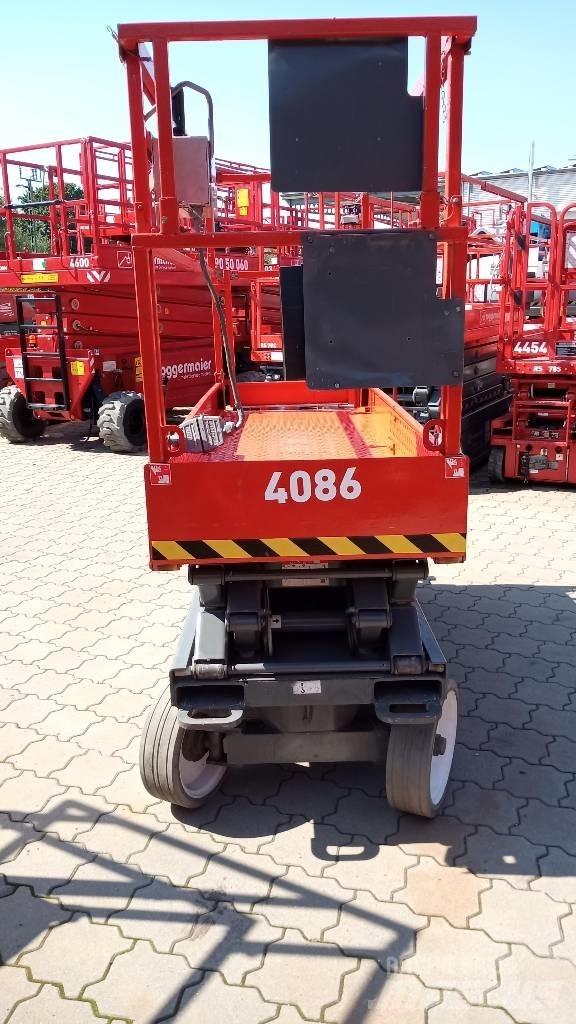 SkyJack SJ III 3220 Makazaste platforme