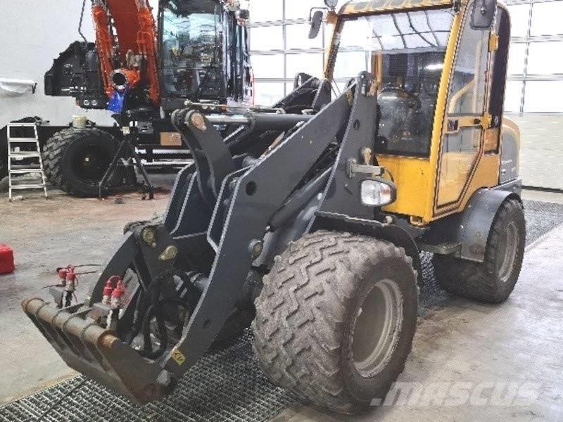 Eurotrac W13 Skid steer mini utovarivači