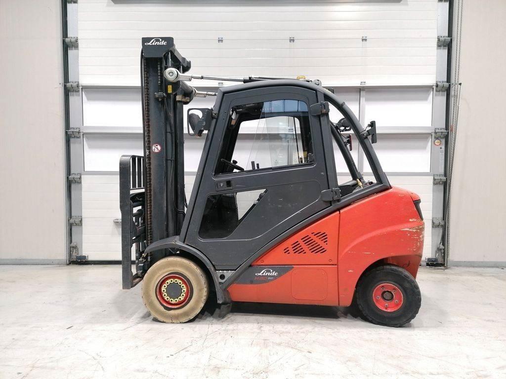 Linde H30CNG-02 Plinski viljuškari