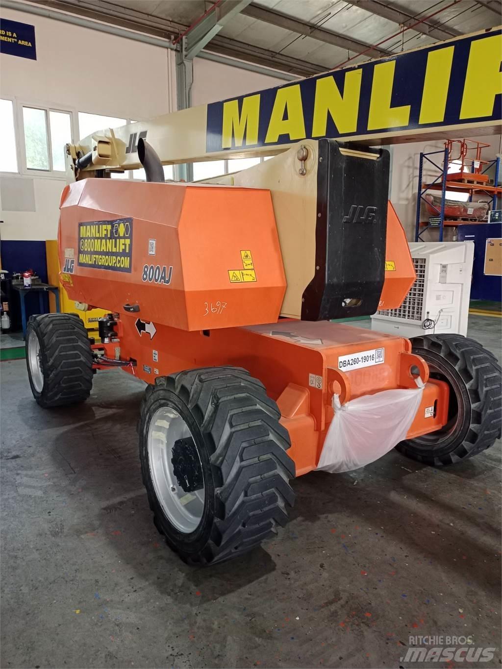 JLG 800AJ Zglobne podizne platforme