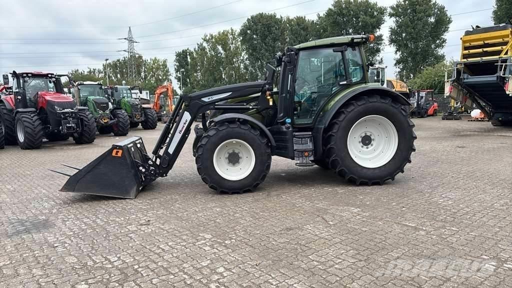 Valtra N175 Traktori