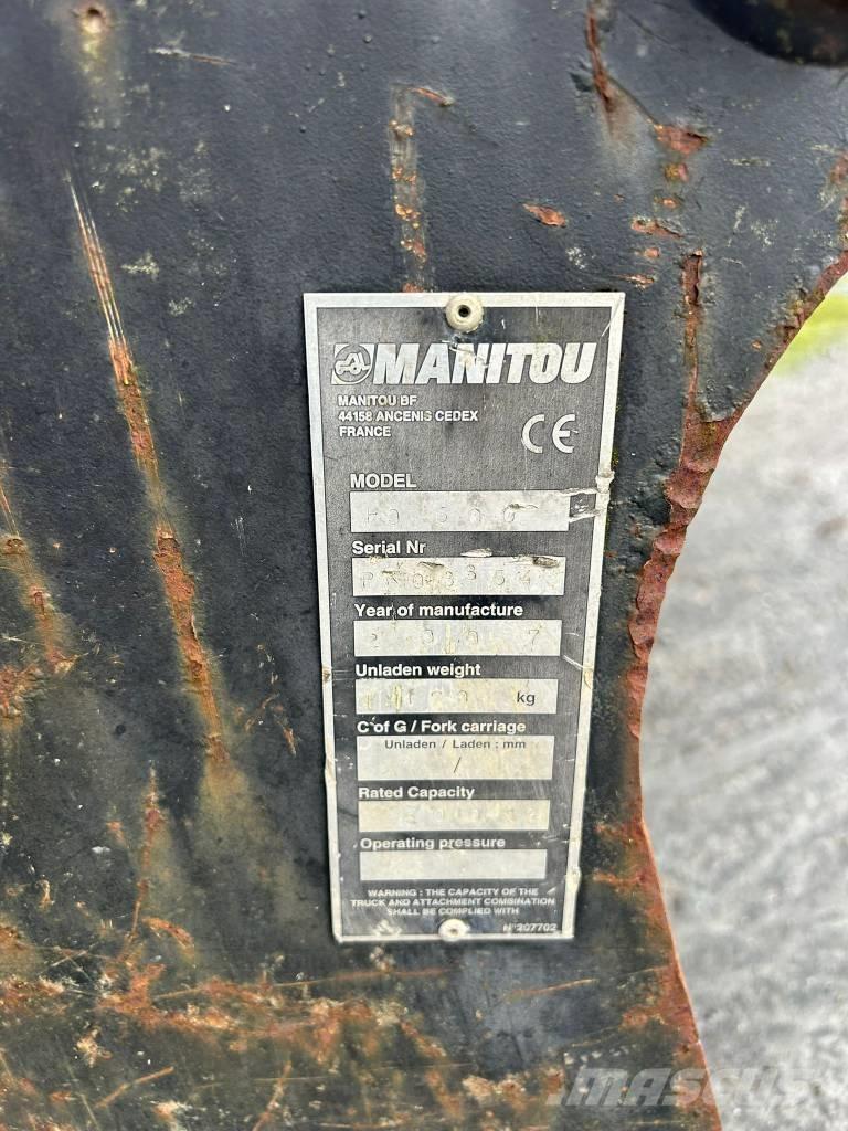 Manitou p600 Bageri guseničari