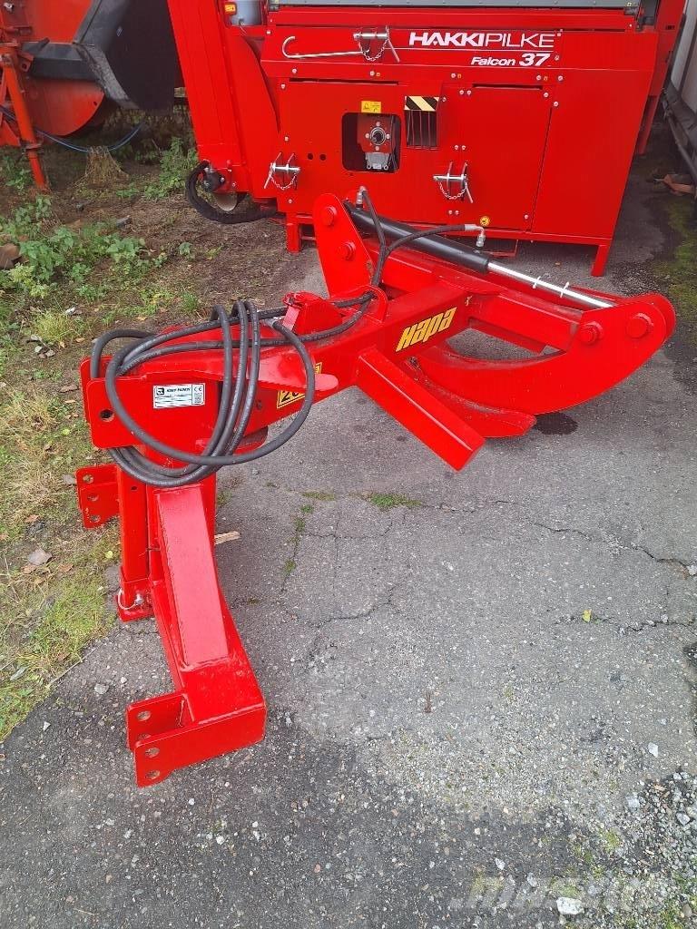 Hapa juontokoura Ostale poljoprivredne mašine