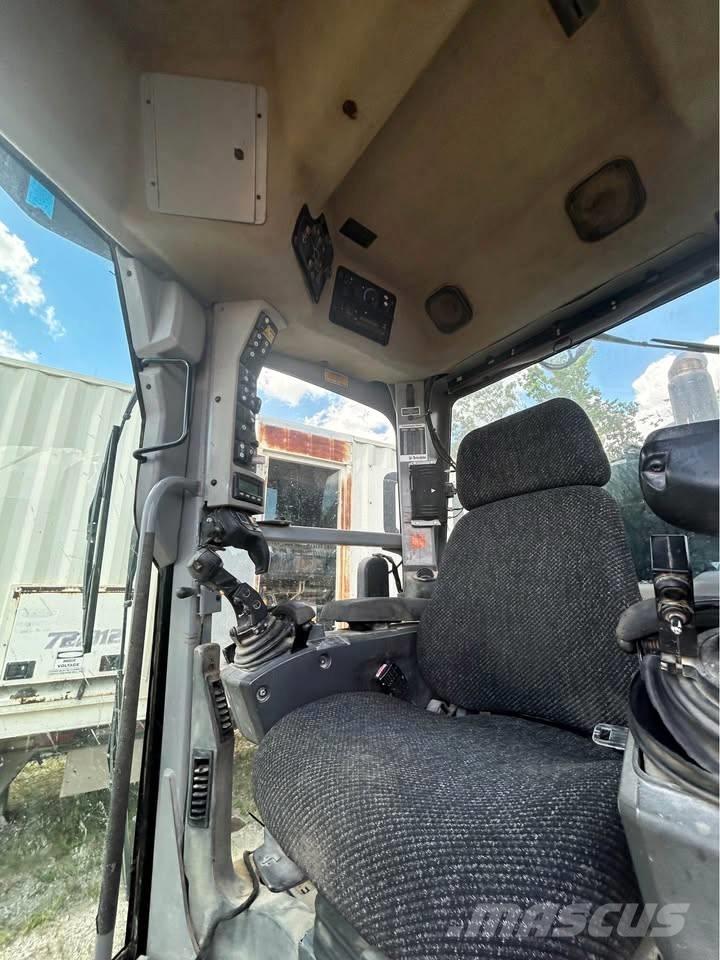 CAT 140 M 2 Grejderi