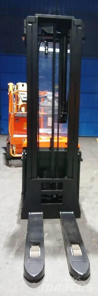 BT SPE 160 Ručni električni viljuškar